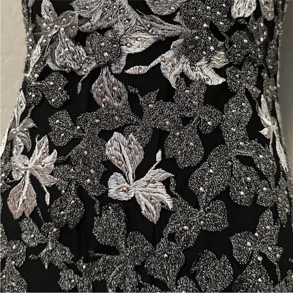 NEW JOVANI BLACK SILVER GUNMETAL BEADED OFF SHOULDER COCKTAIL DRESS - Picture 6 of 13